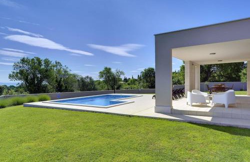 Kavran House | Holiday Home Casa Histria