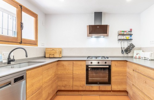 Altea la Vella House | Holiday Home 'Casa La Lloma' with Mountain View, Private Pool and Wi-Fi