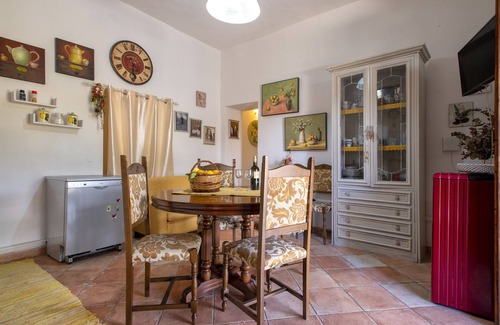 Viddalba House | Holiday Home 'Casa Michela' with Private Garden and Wi-Fi