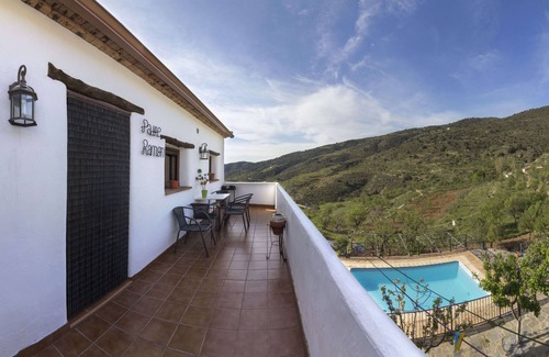 Laroya House | Holiday Home 'Casa Rural Padre Ramon' with Mountain View, Shared Pool and Wi-Fi