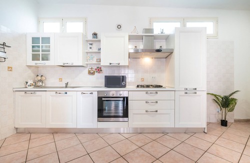 Muravera House | Holiday Home 'Casa Vacanze 4 Venti' with Private Terrace and Air Conditioning