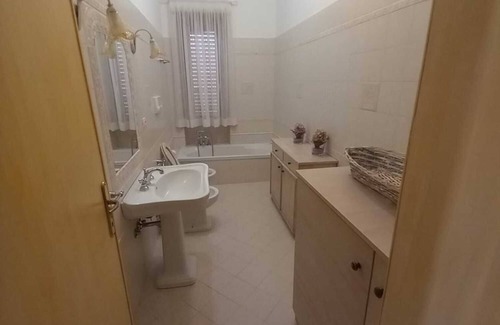 Padru House | Holiday Home 'Casa Vacanze Jana' with Air Conditioning