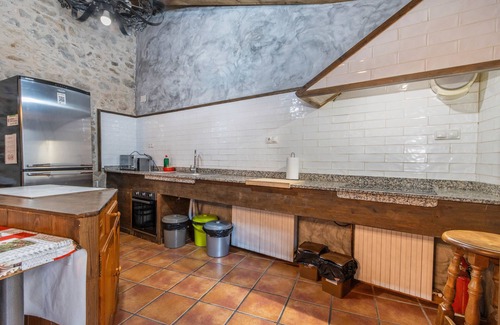 Claravalls House | Holiday Home 'Casabras' with Private Pool, Wi-Fi and Air Conditioning