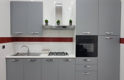 Vasto Apartment | HOLIDAY HOME Central station, business center, central Naples, Mary's Sweet
