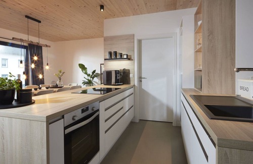 Mayen Apartment | Holiday home Chalet 48