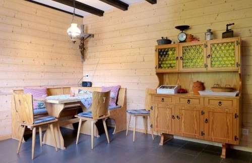 Eischoll House | Holiday Home Chalet Ninette by Interhome