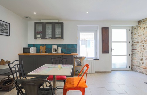 Loguivy House | Holiday Home 'Charmante Maison De Pecheur' with Sea View