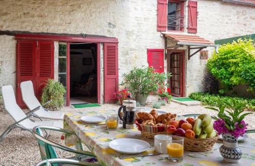 Tanlay House | Holiday Home Chez Milou by Interhome