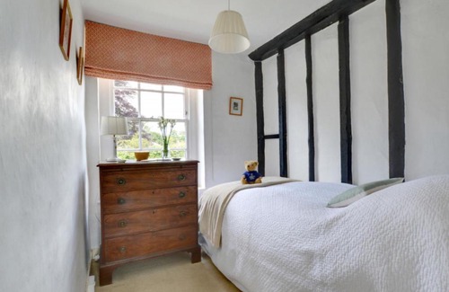 Barham House | Holiday Home Church Cottage by Interhome