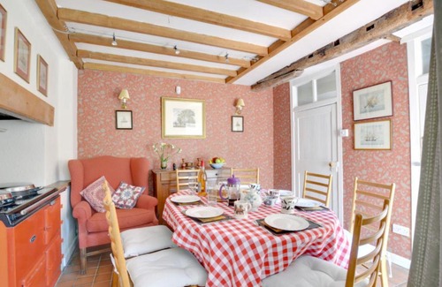Barham House | Holiday Home Church Cottage by Interhome