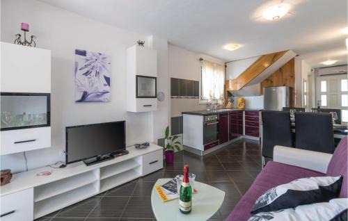 Cokuni House | Holiday Home Cokuni Vi