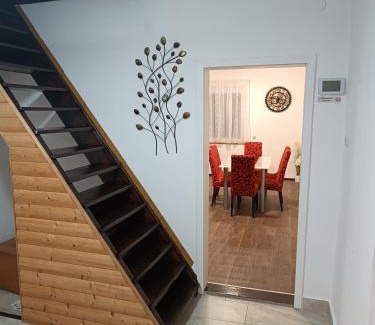 Cedanj Cabin | Holiday Home Colnar