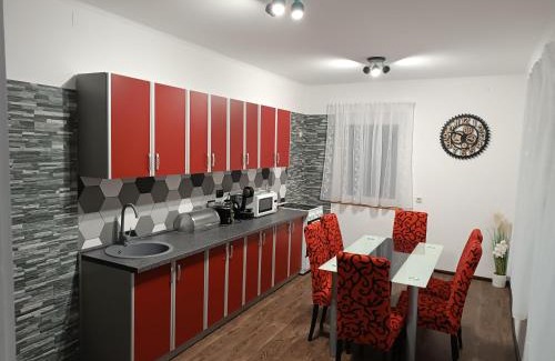 Cedanj Cabin | Holiday Home Colnar
