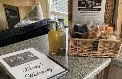 Spilsby Apartment | Holiday Home Countryside view-Standard-Private Bathroom-The Florence