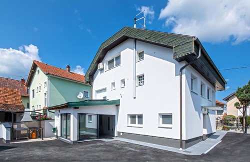 Sveti Ilija House | Holiday Home Crux