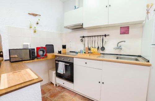 Sacromonte House | Holiday Home Cueva de Lindaraja by Interhome