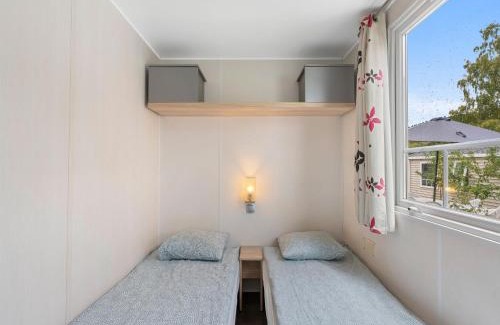 Tyn nad Vltavou House | Holiday Home Prima Plus by Interhome
