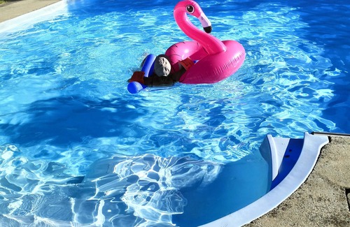 Bussiere-Dunoise House | Holiday Home 'Domaine De La Caure' with Shared Pool, Wi-Fi and Air Conditioning