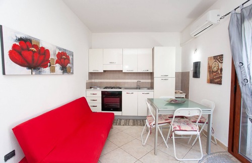 Siniscola House | 'Holiday Home da Marco' with Garden & A/C