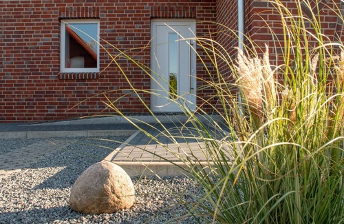 Thesenvitz House | Holiday Home 'Rüno 1' with Private Terrace, Private Garden and Wi-Fi