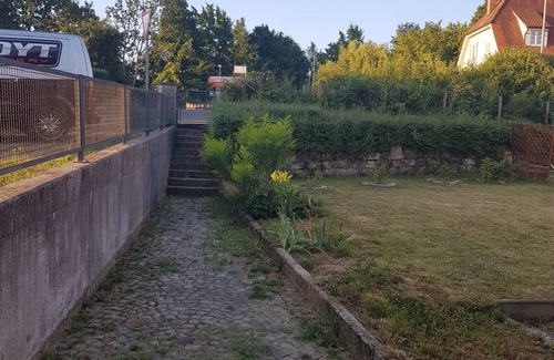 Weil im Schonbuch House | Holiday Home 'Handwerkerhaus Balaro' with Private Terrace, Private Garden and Wi-Fi