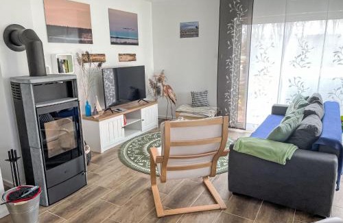 Saal House | Holiday Home Der kleine Kranich by Interhome