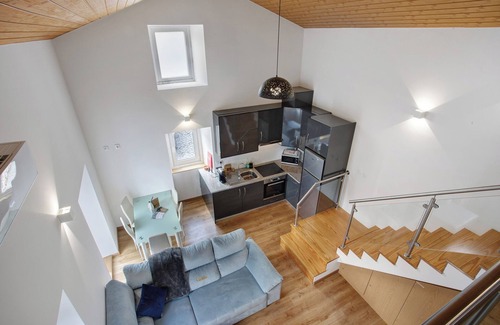 Nossa Senhora das Misericordias House | Holiday Home 'Dos Castelos' with Private Pool, Wi-Fi and Air Conditioning