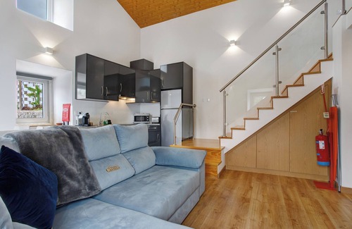 Nossa Senhora das Misericordias House | Holiday Home 'Dos Castelos' with Private Pool, Wi-Fi and Air Conditioning