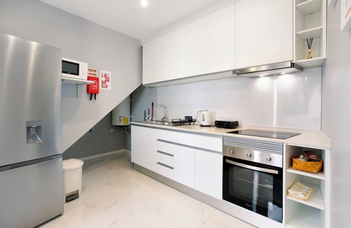 Sao Roque House | Holiday Home 'Dream View' with Sea View, Private Terrace and Wi-Fi