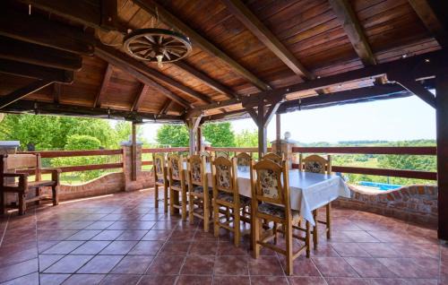 Breznik Plesivicki Villa | Holiday Home Dubranec by Villas Guide