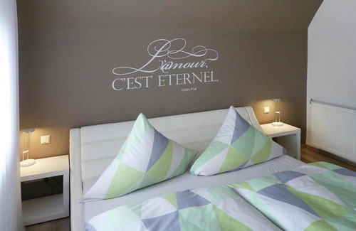 Eisfeld House | Holiday home Eisfelder Blick, Eisfeld