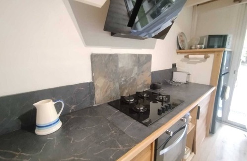 Mosset House | Holiday Home El Casot Alt – Mountain Views, Nature & Family Comfort in Mosset