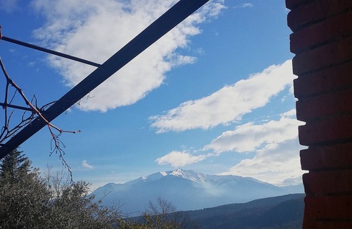 Mosset House | Holiday Home El Casot Alt – Mountain Views, Nature & Family Comfort in Mosset