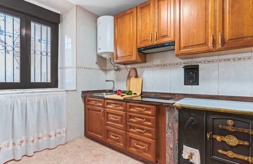 Lastres House | Holiday Home 'El Fontanin, Tu Descanso Marinero' with Private Terrace