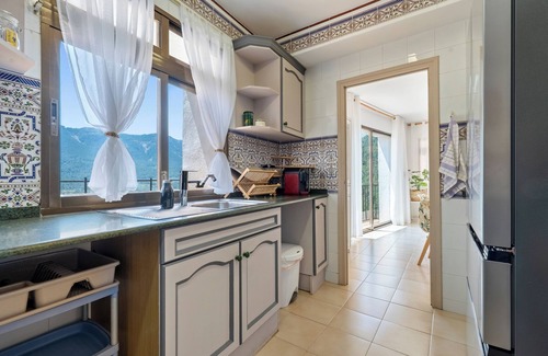 Pauls House | Holiday Home 'El Mirador Dels Ports' with Mountain View, Wi-Fi and Air Conditioning