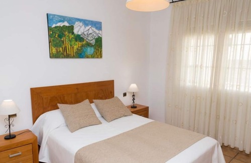 Nieva House | Holiday Home 'El Nogal De Nieva' with Private Pool, Private Terrace and Wi-Fi