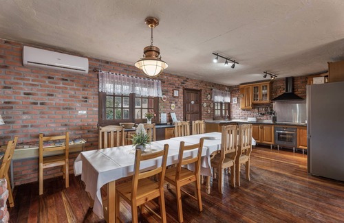 Granadilla de Abona House | Holiday Home 'El Pinito' with Sea View, Wi-Fi and Air Conditioning