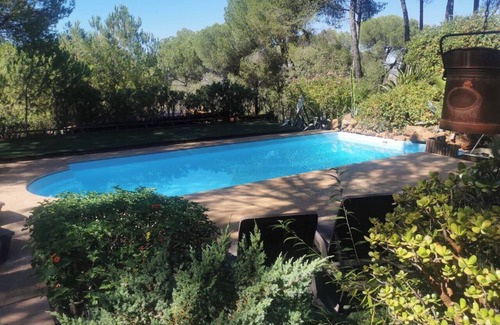 Calanas House | Holiday Home 'El Pueblo Apartamento L' with Mountain View, Shared Pool