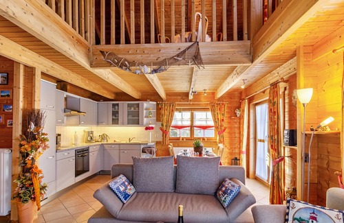 Steinbild House | Holiday Home 'Emslandstube' with Lake View, Private Terrace and Private Garden