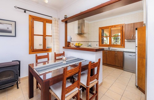 Cala Llombards House | Holiday Home 'Es Domingos' with Private Terrace, Wi-Fi and Air Conditioning