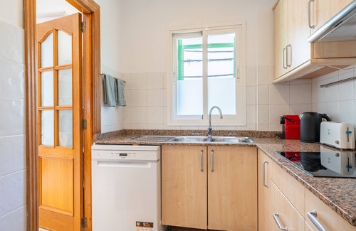 Puerto Maritimo House | Holiday Home "Can Marineta" in the Port of Portixol in Palma With Solarium