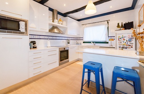 Sant Pere Pescador House | Holiday Home in St Pere Pescador near Beach