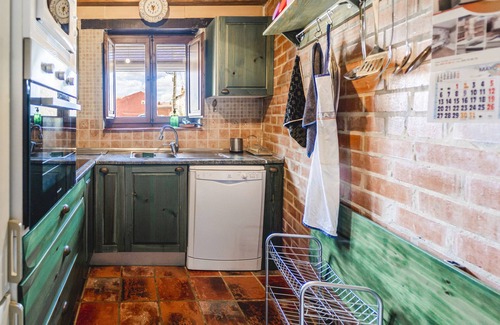 Tariego de Cerrato House | Holiday Home 'Mirador De Cerrato' with Private Terrace, Balcony and Wi-Fi