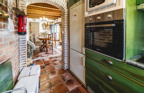 Tariego de Cerrato House | Holiday Home 'Mirador De Cerrato' with Private Terrace, Balcony and Wi-Fi