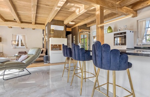 Warendorf House | Holiday Home 'Exklusives Ferienhaus' with Private Terrace, Wi-Fi and Air Conditioning