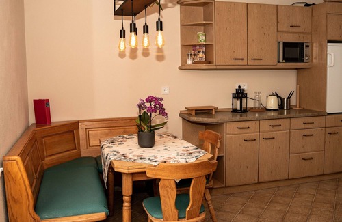 Freilassing House | Holiday Home 'Feilchenhof' with Private Terrace, Private Garden and Wi-Fi