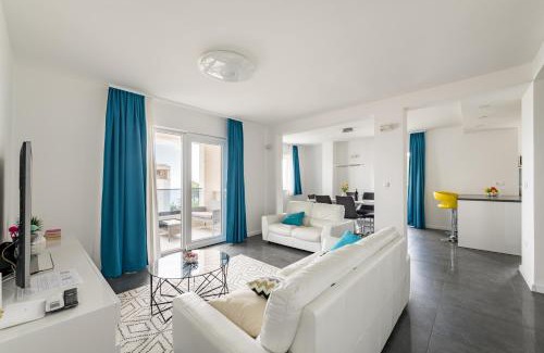 Veliko Brdo Villa | Holiday Home Ferias in Makarska, with private pool