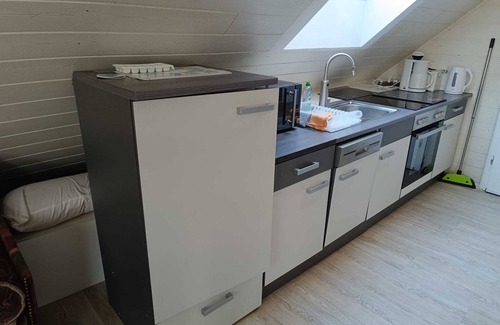 Ziegenhain Apartment | Holiday Home 'Ferienwohnung Schwalmstadt' with Private Terrace, Wi-Fi and Air Conditioning