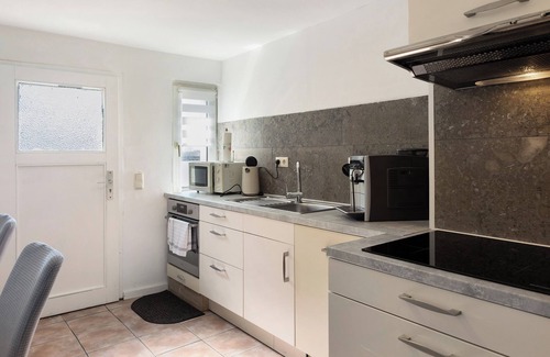 Zernitz-Lohm House | Holiday Home 'Ferienhaus' with Private Terrace, Private Garden and Wi-Fi