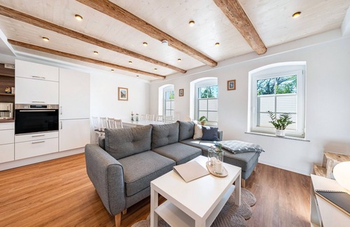 Nikolaivorstadt House | Holiday Home 'Feriehaus1856de Mit Sauna' with Shared Garden and Wi-Fi